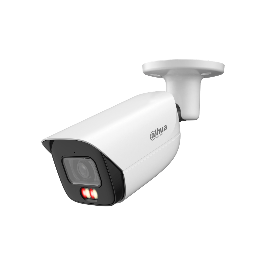 Witte Dahua 4MP WizSense bullet camera met vaste lens, dual light technologie en wandmontagebeugel.