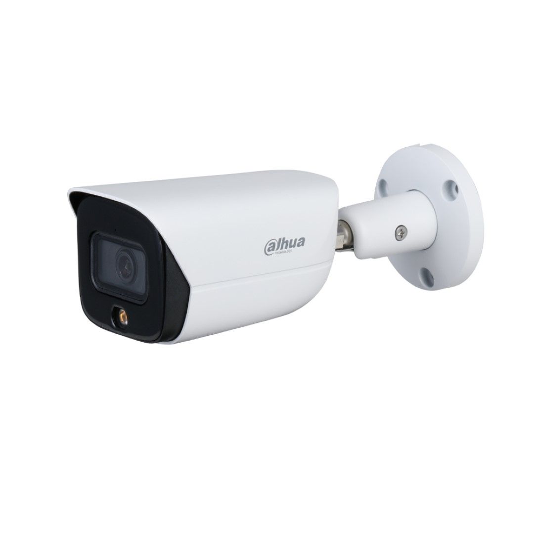 Witte Dahua 4MP WizSense bullet camera met vaste lens, warm LED-licht en wandmontagebeugel voor buitenbeveiliging.