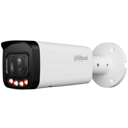 Witte Dahua WizSense bullet camera met zwarte lenskap, varifocale lens en Smart Dual Light verlichting voor buiten.