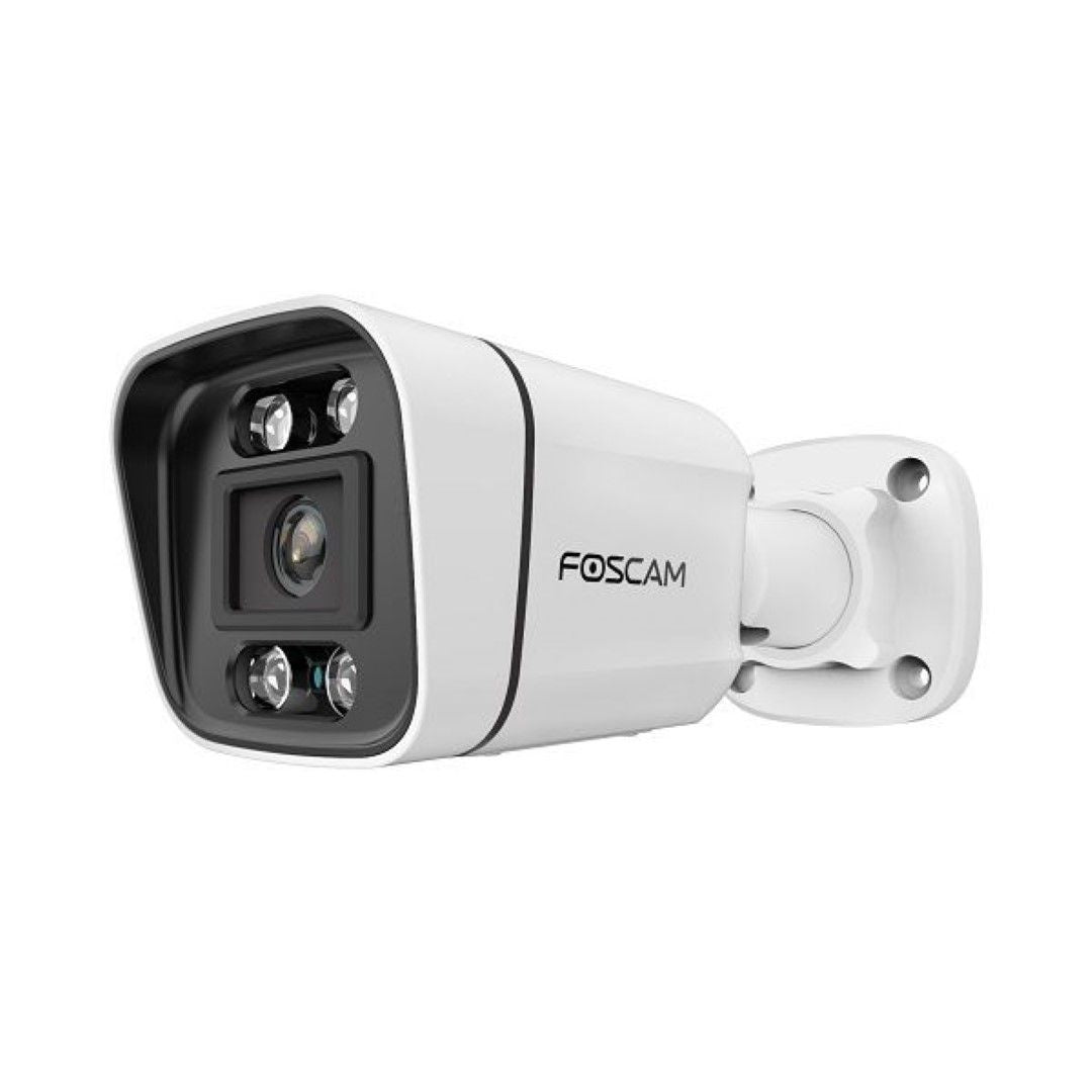 Witte Foscam V4EC PoE bullet beveiligingscamera met spotlight en IR-nachtzicht voor buitenmontage.