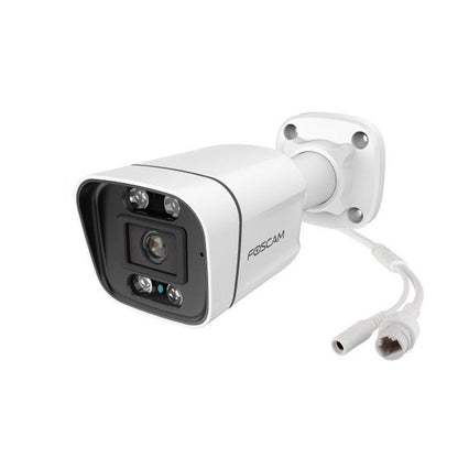 Witte Foscam V4EC PoE bullet beveiligingscamera met spotlight en strak design voor buitenmontage.
