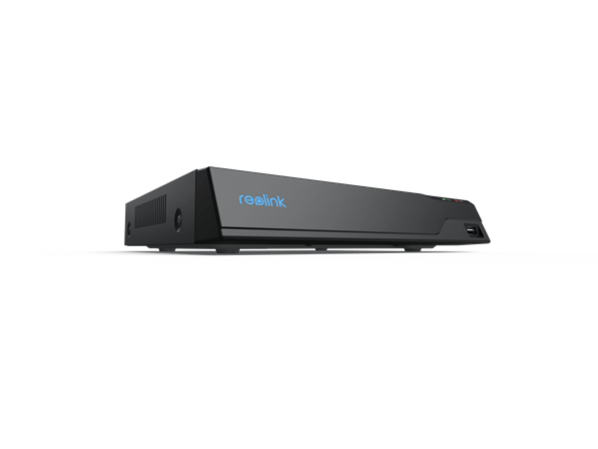 Zwarte Reolink 8-kanaals NVR bewakingsrecorder met blauw logo en USB-poort aan de voorzijde.
