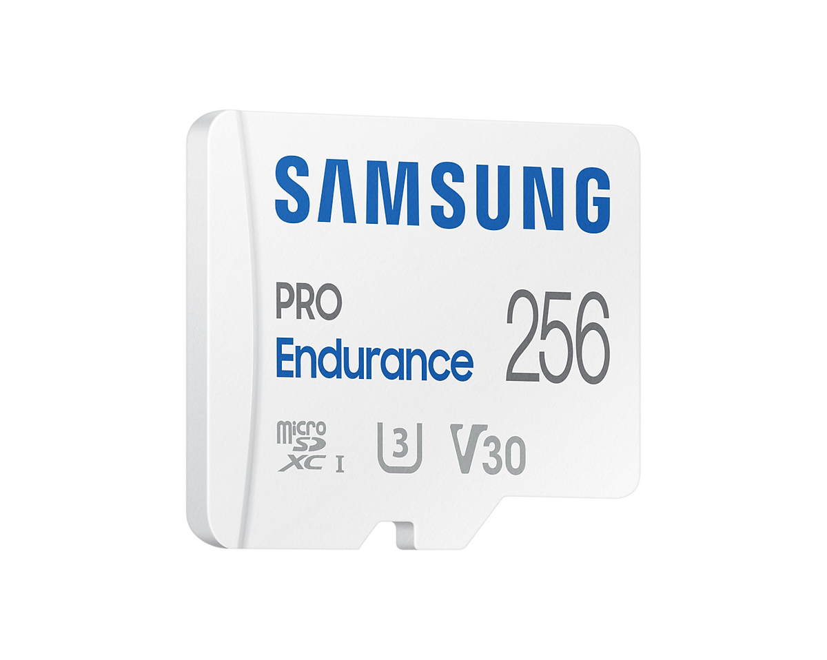 Witte Samsung PRO Endurance 256GB microSD-kaart met blauwe tekst en V30-snelheidsklasse voor 24/7 opnames.